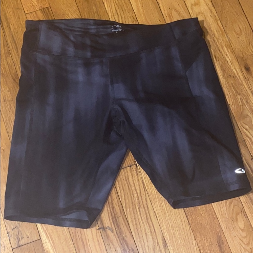 Short thights